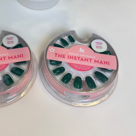Olive & June The Instant Mani Press On Nails Besties Emerald Dark Green Kits - Picture 2 of 3